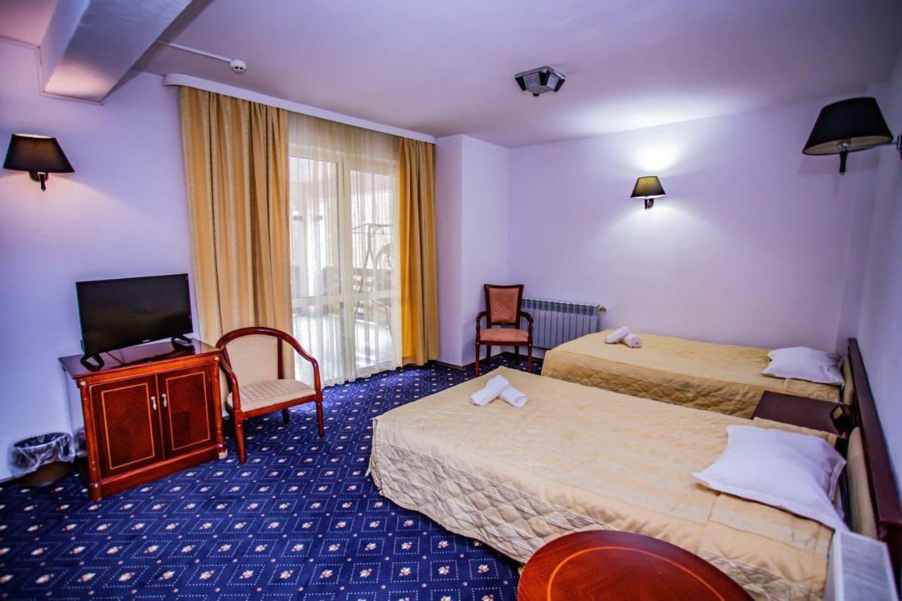 Hotel Casa Octavian Sucevita Exteriér fotografie