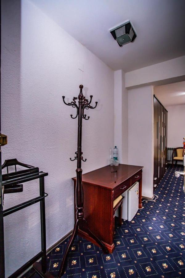 Hotel Casa Octavian Sucevita Exteriér fotografie