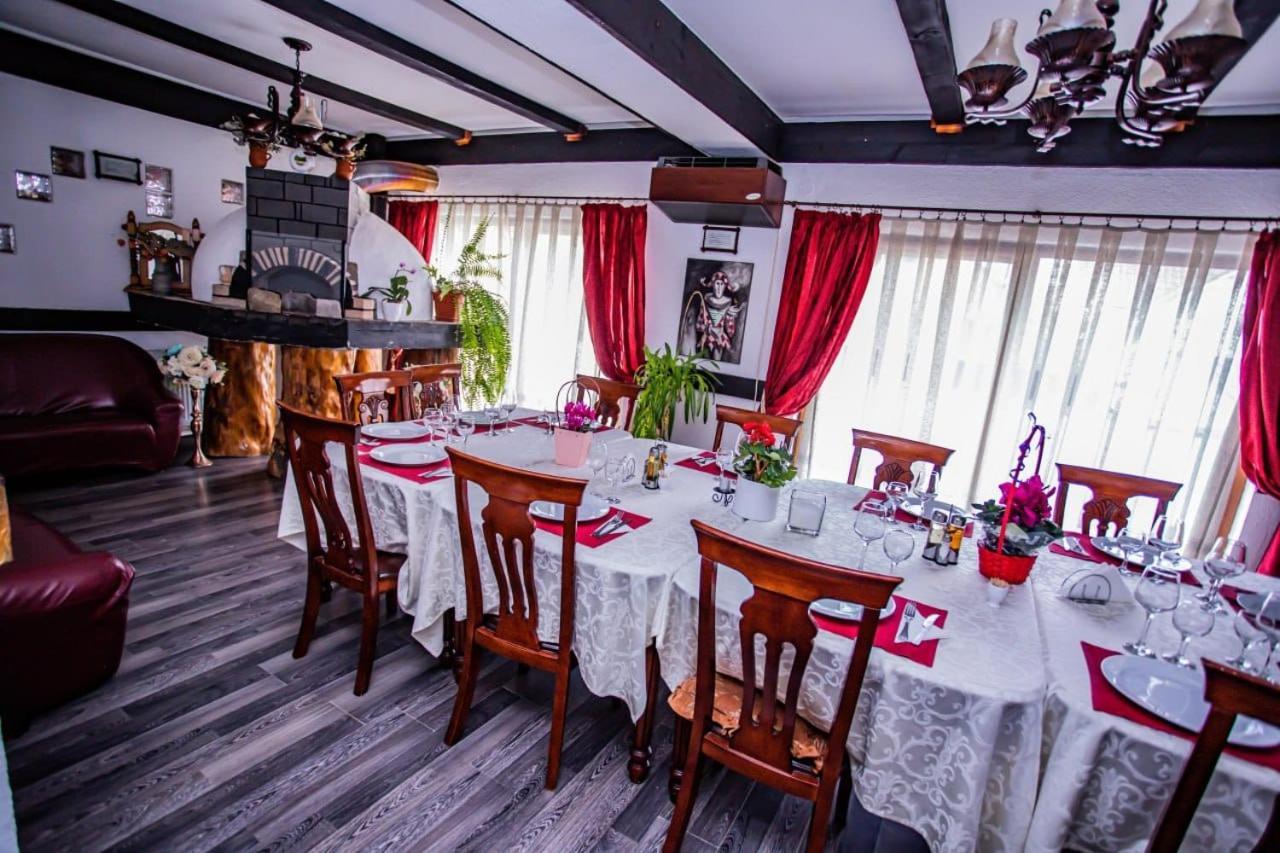 Hotel Casa Octavian Sucevita Exteriér fotografie