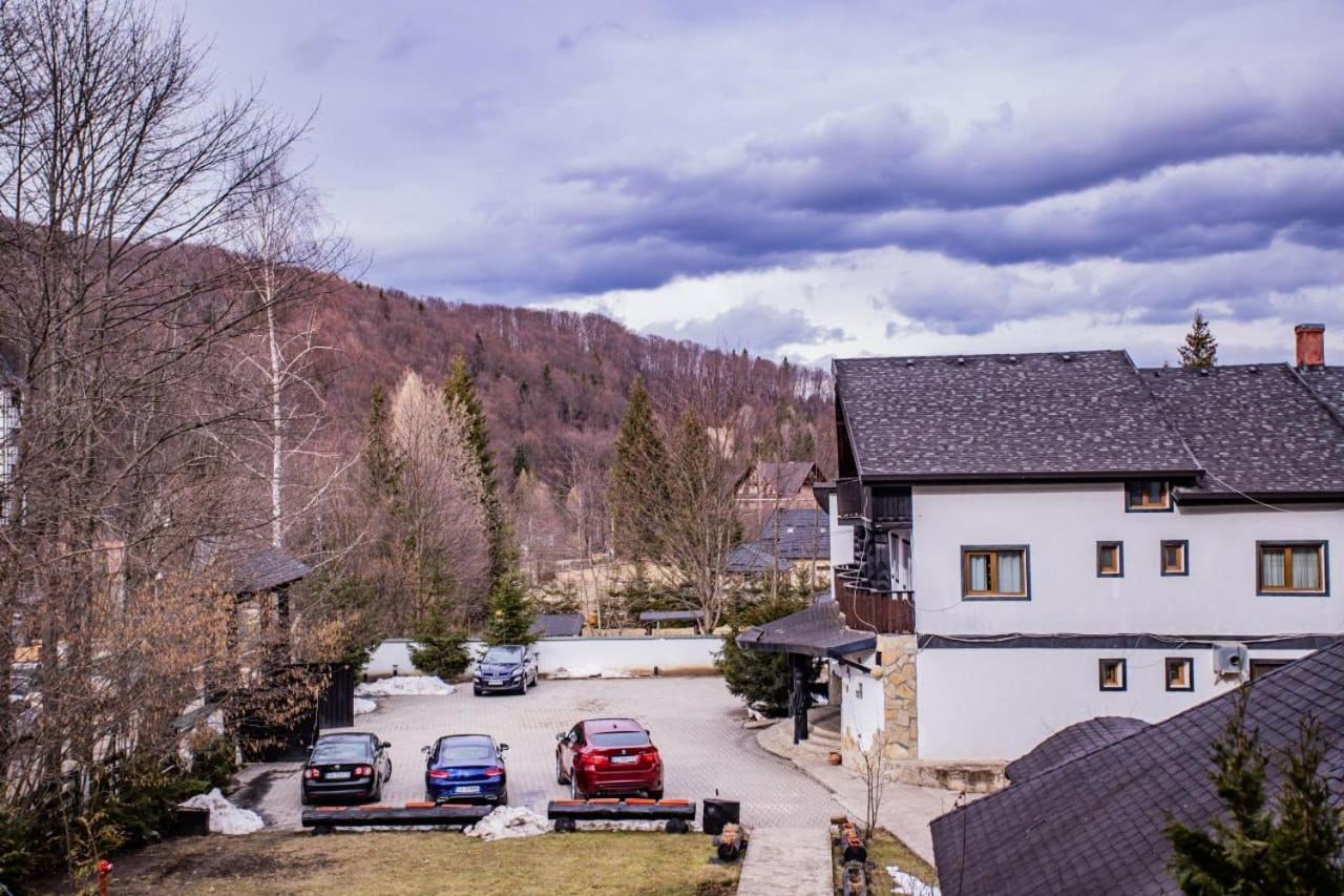 Hotel Casa Octavian Sucevita Exteriér fotografie