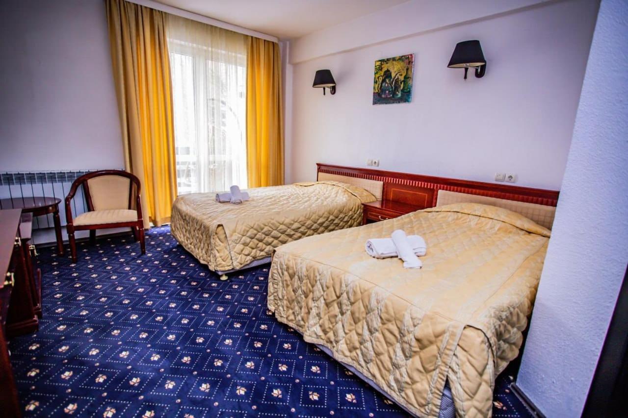 Hotel Casa Octavian Sucevita Exteriér fotografie